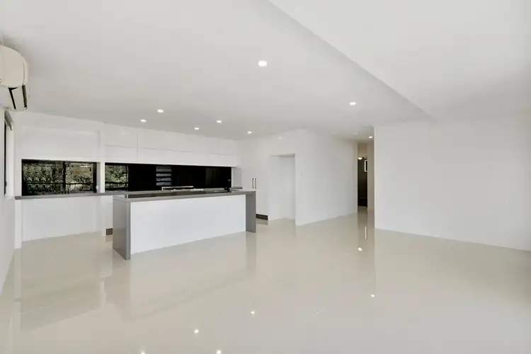 Fifth view of Homely house listing, 2/16B Lochinvar Court, Highland Park QLD 4211