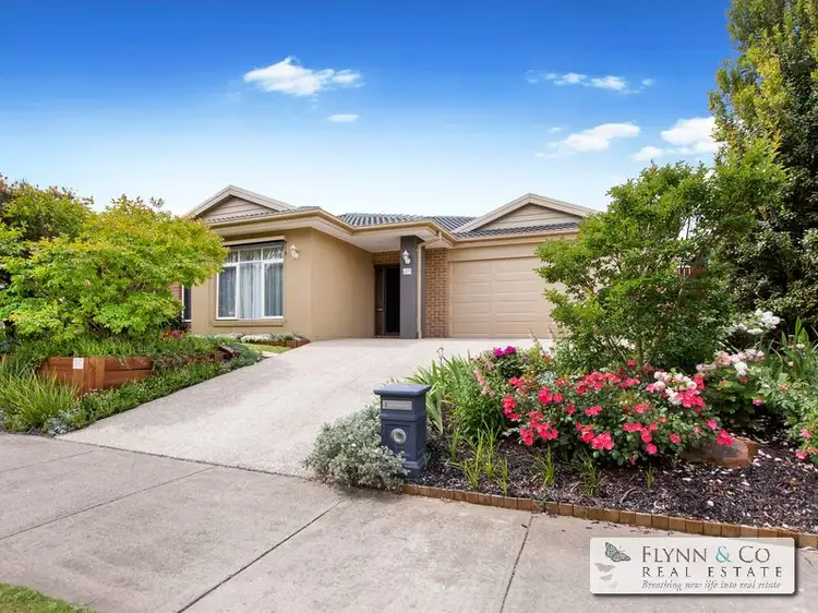 27 Parkedge Circuit, Rosebud VIC 3939