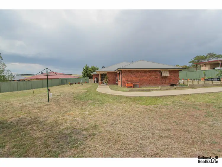 Fifth view of Homely house listing, 5 Sapphire Crescent, Kelso NSW 2795