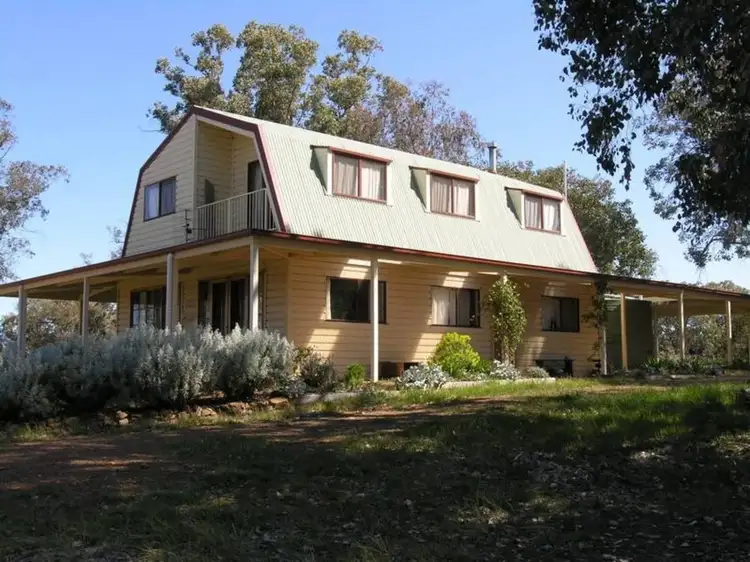 180 Ford Drive, Mansfield VIC 3722