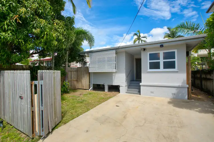 10 James Street, Cairns North QLD 4870