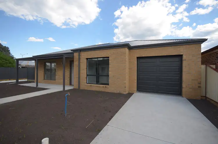 1/1 Vale Street, Sebastopol VIC 3356