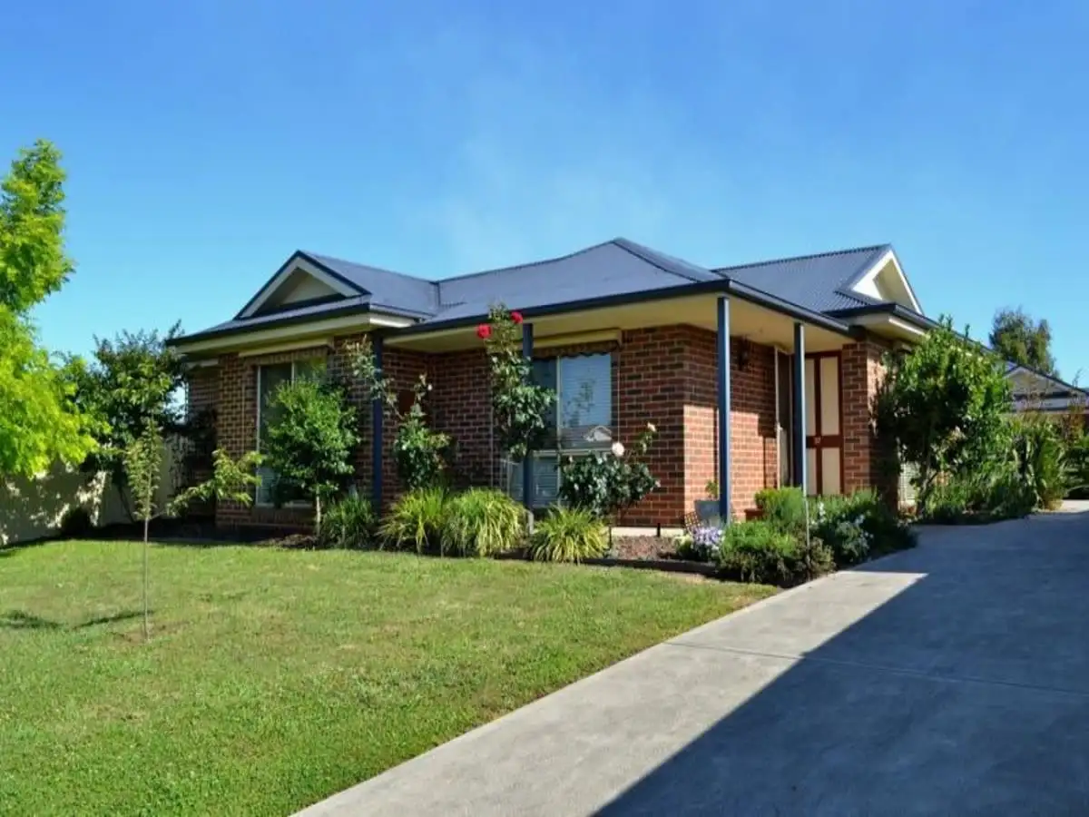 Main view of Homely townhouse listing, 1/37 Cambridge Drive, Mansfield VIC 3722