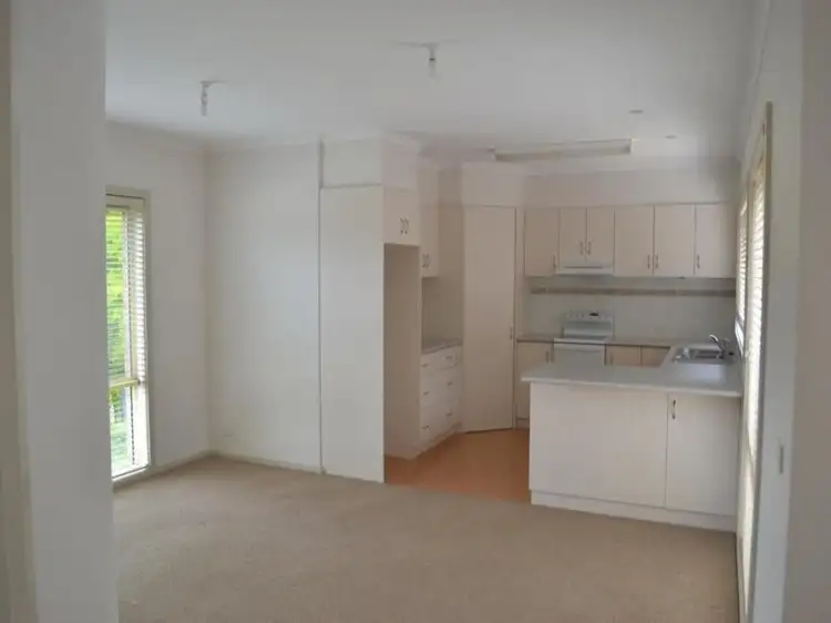 Sixth view of Homely townhouse listing, 1/37 Cambridge Drive, Mansfield VIC 3722