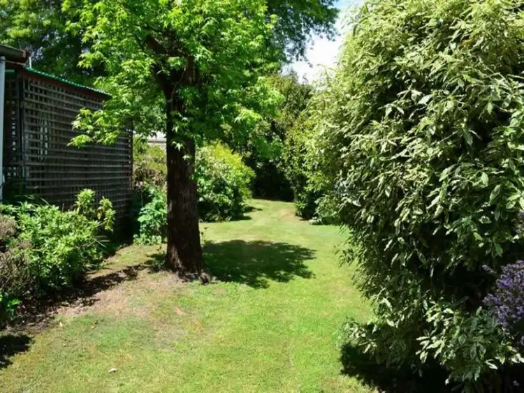 Fifth view of Homely house listing, 3 Bridge Street, Jamieson VIC 3723
