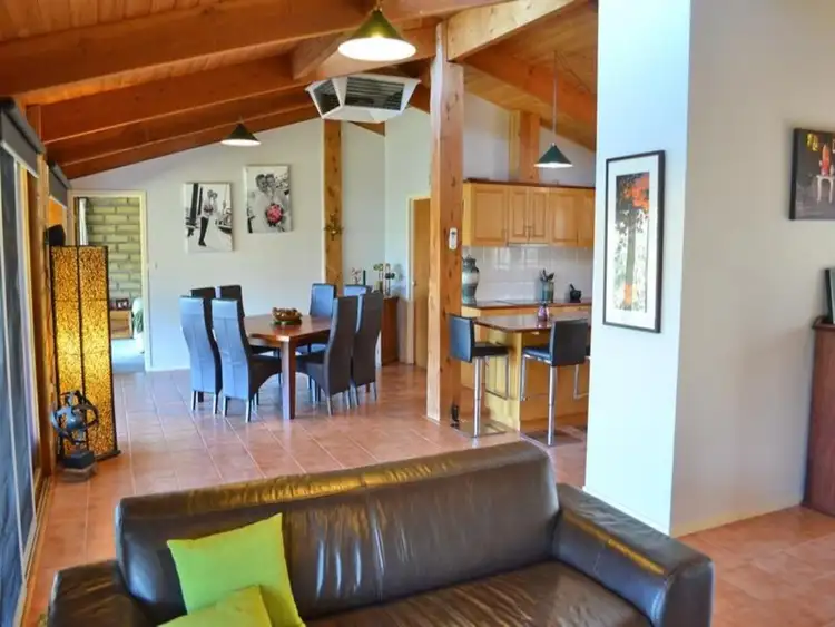 Fifth view of Homely house listing, 21 Glen Court, Bonnie Doon VIC 3720