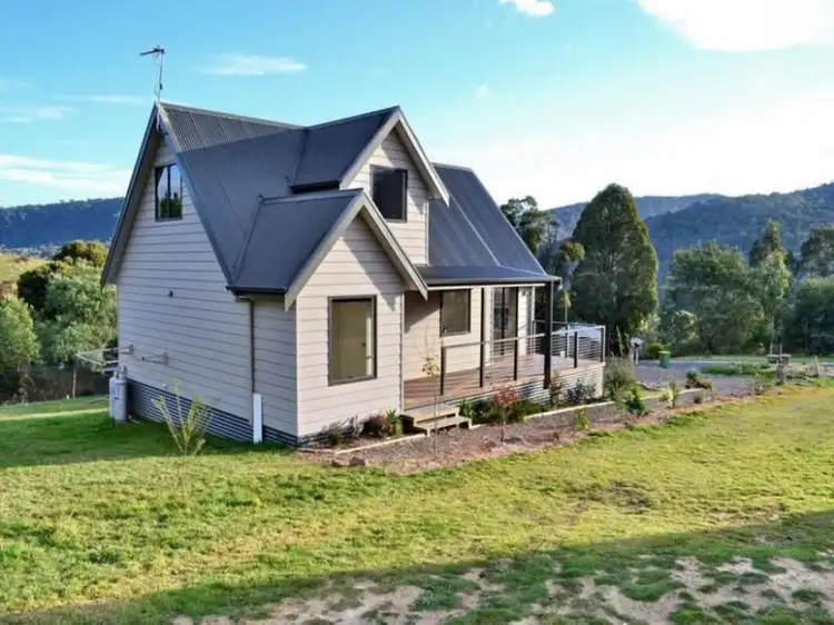 Second view of Homely house listing, 3 Meadowview Court, Merrijig VIC 3723