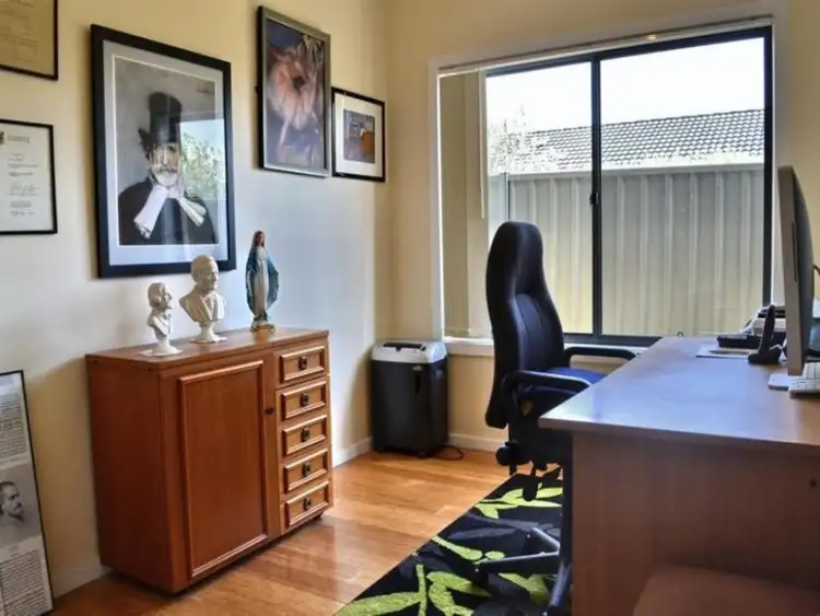 Sixth view of Homely house listing, 5 Broadbent Court, Mansfield VIC 3722