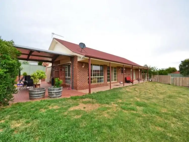 Second view of Homely house listing, 22 Kent Court, Mansfield VIC 3722