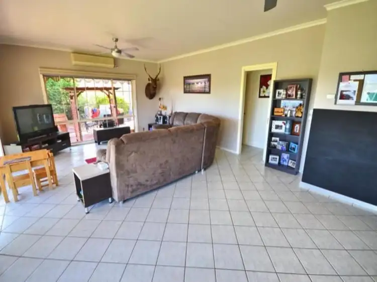 Fifth view of Homely house listing, 22 Kent Court, Mansfield VIC 3722