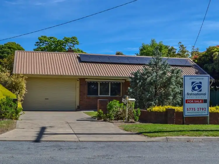 12 Victoria Street, Mansfield VIC 3722