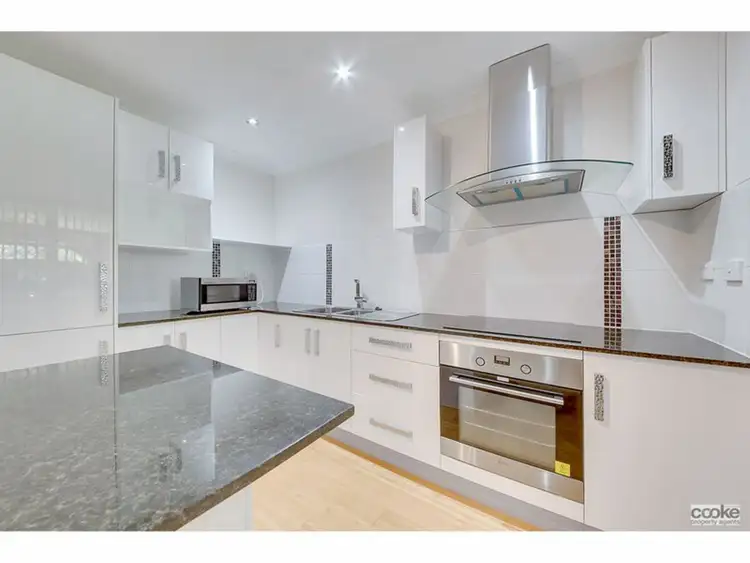 1/182 German Street, Norman Gardens QLD 4701