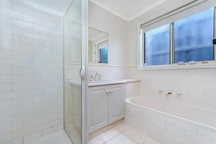 Fifth view of Homely house listing, 2/7 Landy Grove, Warrnambool VIC 3280