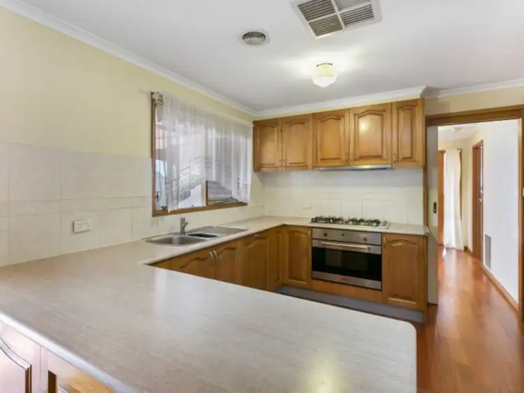 Second view of Homely house listing, 15 Belvedere Court, Hampton Park VIC 3976
