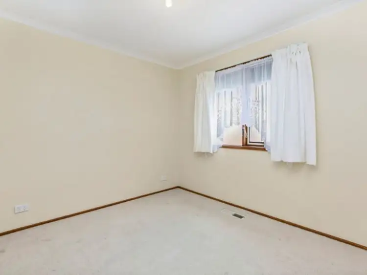 Sixth view of Homely house listing, 15 Belvedere Court, Hampton Park VIC 3976