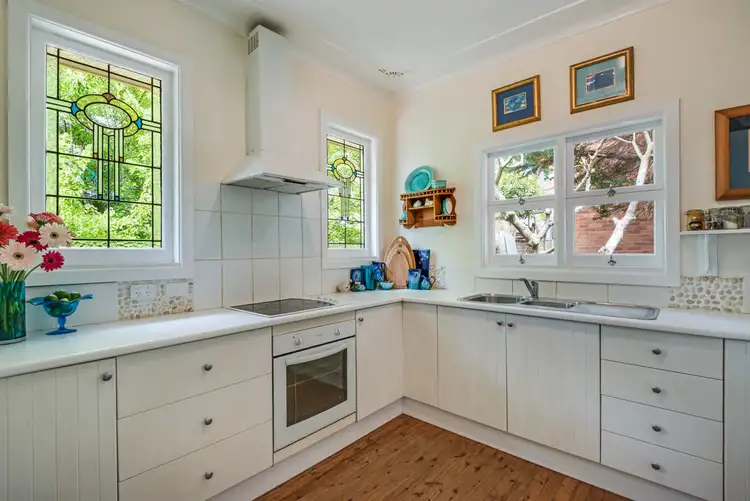 17 Dolly Avenue, Springfield NSW 2250