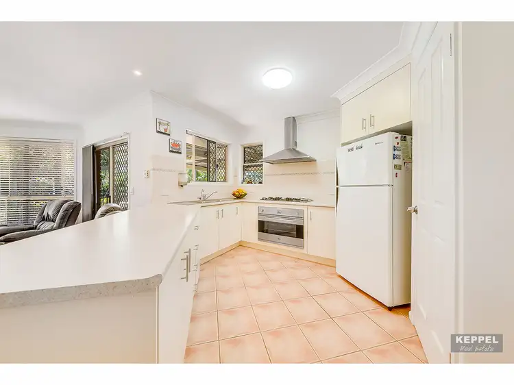 Third view of Homely house listing, 4 Salem Court, Lammermoor QLD 4703