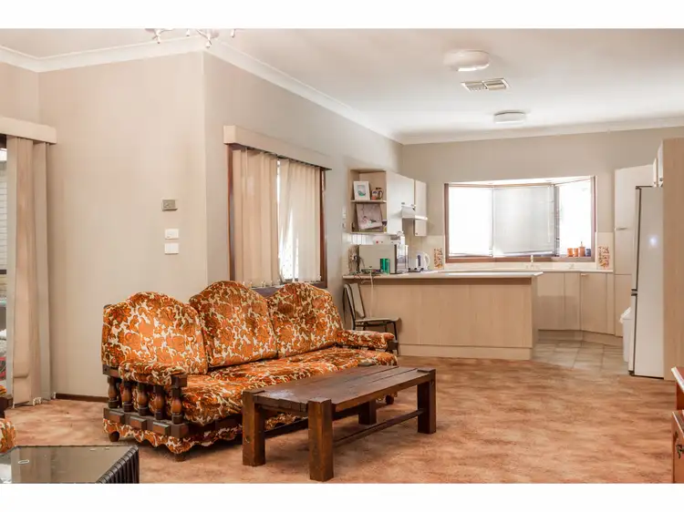 Fourth view of Homely unit listing, 1-2/16 Sauvignon Drive, Corowa NSW 2646