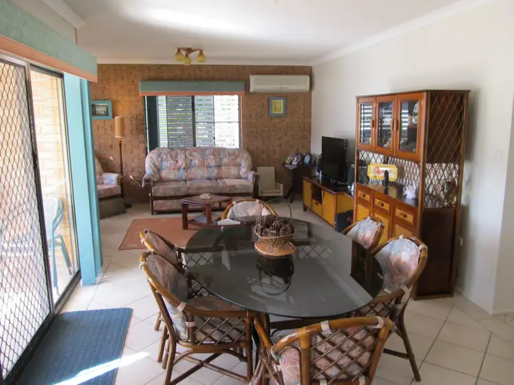 Fifth view of Homely unit listing, 2/27 Solander Esplanade, Banksia Beach QLD 4507