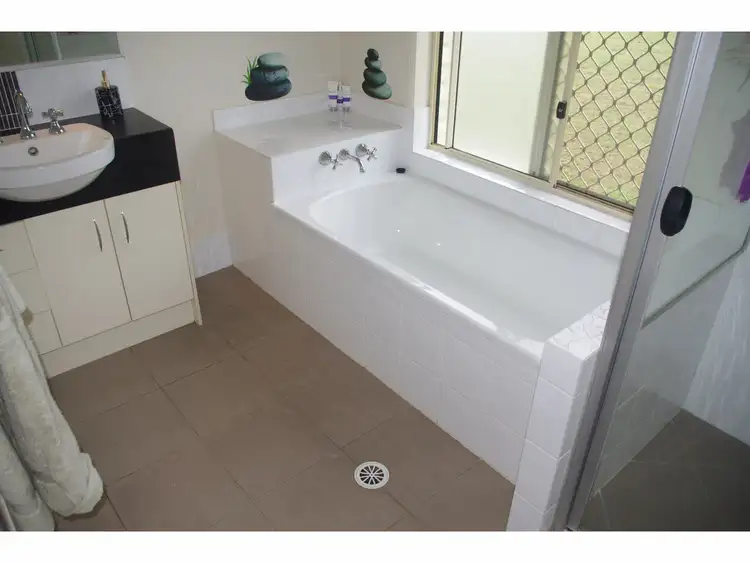 Fourth view of Homely house listing, 2 Yappa Court, Lake Clarendon QLD 4343