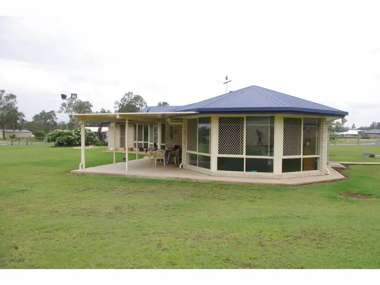 Sixth view of Homely house listing, 2 Yappa Court, Lake Clarendon QLD 4343