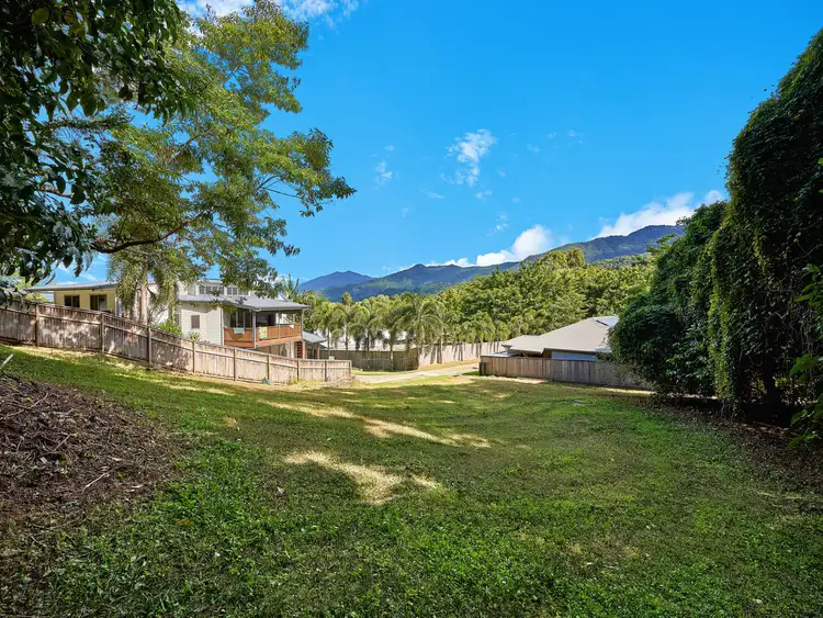 25 Propeller Court, Trinity Beach QLD 4879