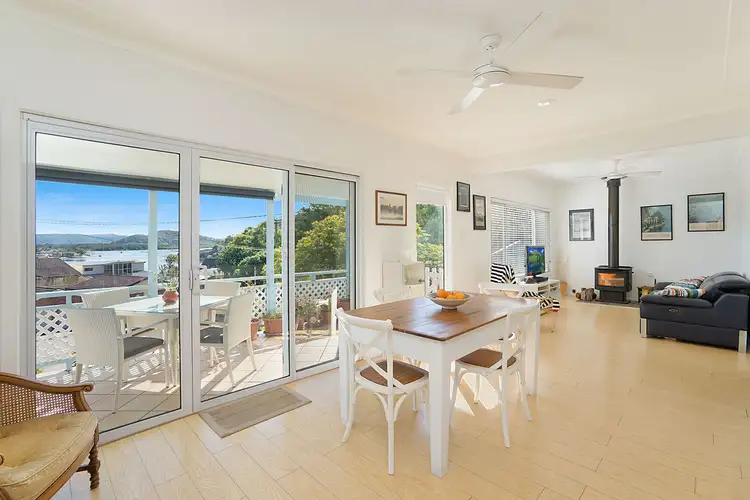 6 Empire Bay Drive, Daleys Point NSW 2257