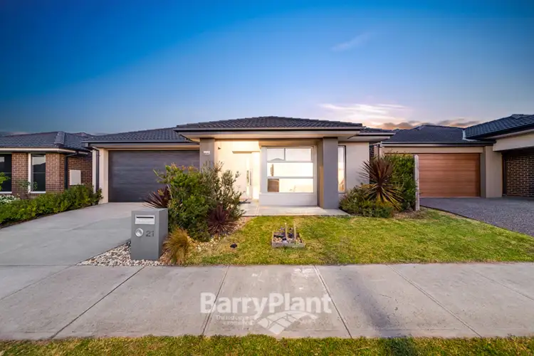 21 Denton Drive, Officer VIC 3809