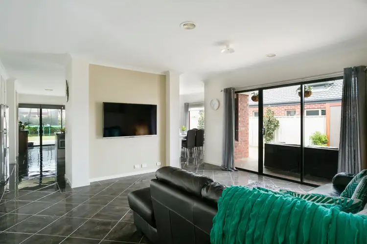 Second view of Homely house listing, 6 McMeeken Way, Epsom VIC 3551