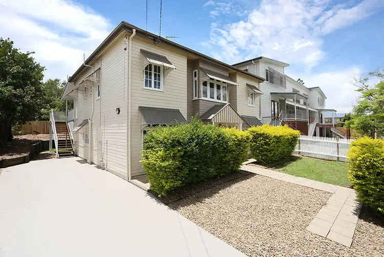 30 Livingstone Street, Yeerongpilly QLD 4105