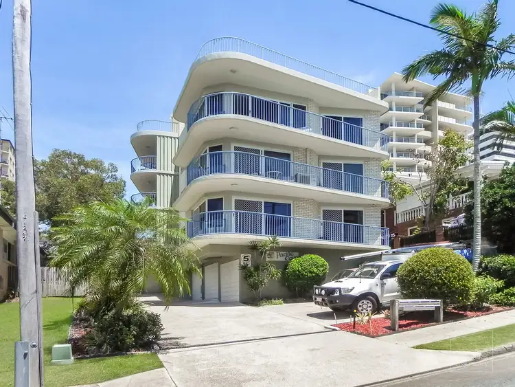 2/2 Upper Gay Terrace, Kings Beach QLD 4551