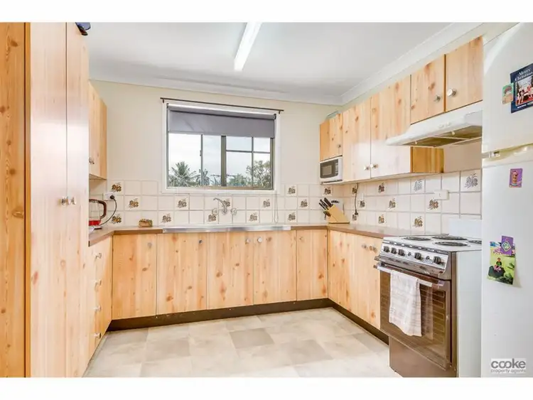 Fifth view of Homely house listing, 33 Elwing Street, Kawana QLD 4701