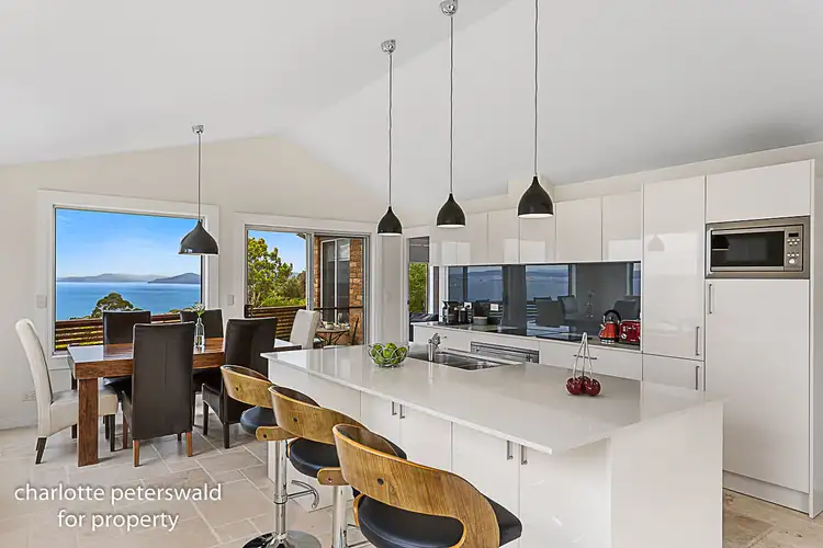 47 Coolamon Road, Taroona TAS 7053