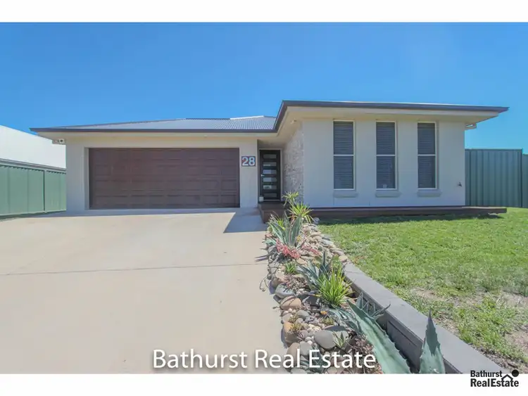 28 Marriott Avenue, Kelso NSW 2795