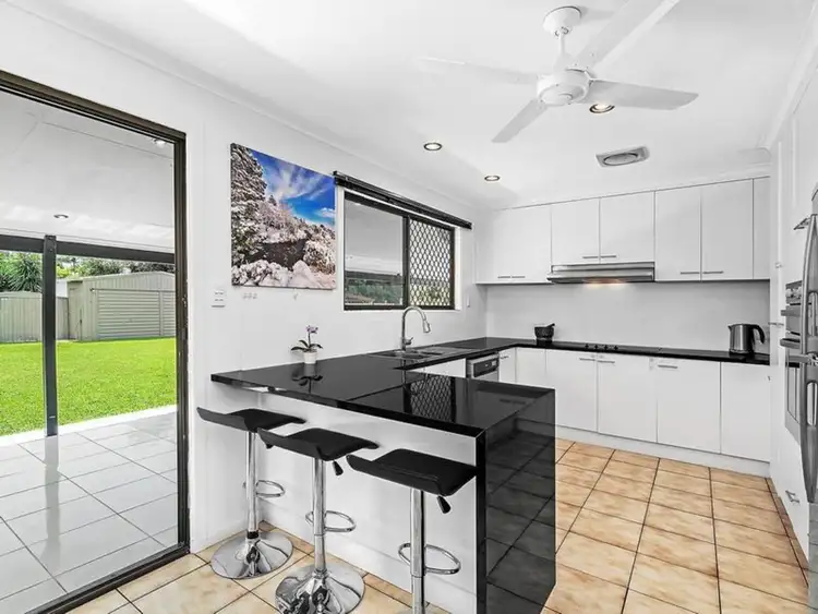 13 Yangoora Street, White Rock QLD 4868