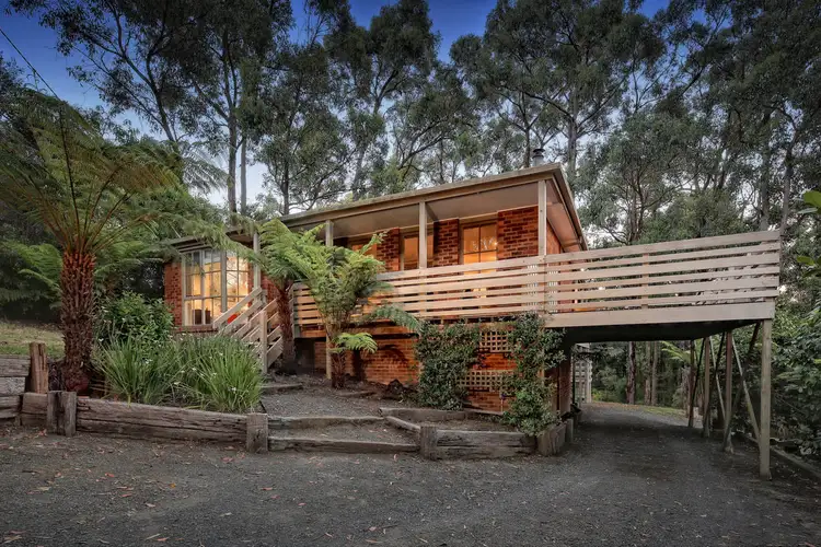 12 Colin Avenue, Cockatoo VIC 3781