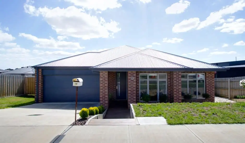 Main view of Homely house listing, 19 Hereford Boulevard, Traralgon VIC 3844