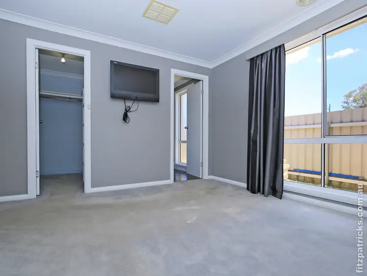 Seventh view of Homely house listing, 5 Auderdale Close, Bourkelands NSW 2650