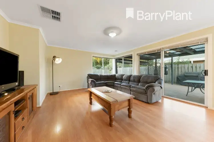 Fifth view of Homely house listing, 10 Vaughan Court, Pakenham VIC 3810