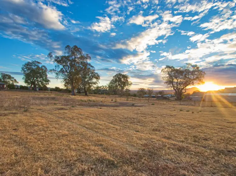 18 Donovans Way, Mansfield VIC 3722