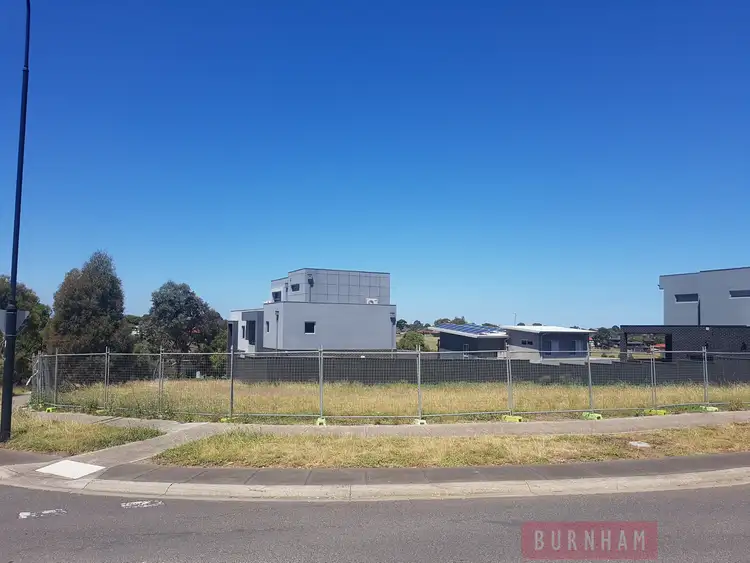 18 Rivervalley Boulevard, Sunshine North VIC 3020