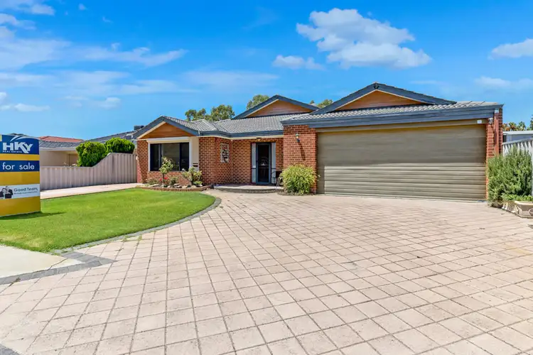 63 Albatross Loop, Bennett Springs WA 6063
