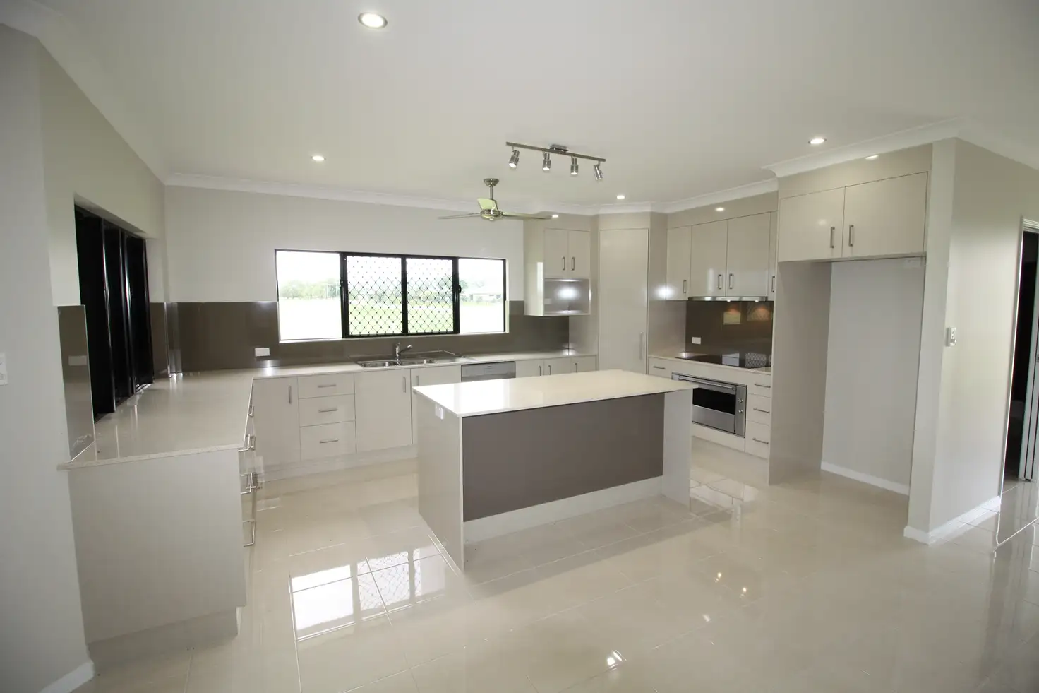 Main view of Homely house listing, 5 Agius Crescent, Mareeba QLD 4880