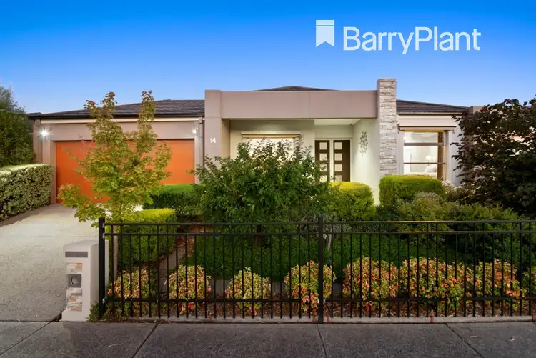 14 Lucerne Circuit, Pakenham VIC 3810