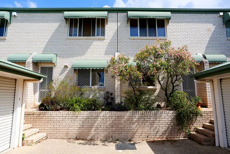 Main view of Homely townhouse listing, 4/8 Grosvenor Street, Yeerongpilly QLD 4105