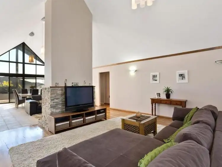 Second view of Homely house listing, 8 Seascape View, Yangebup WA 6164