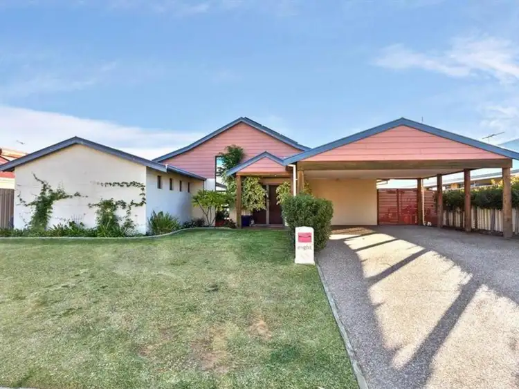 Fifth view of Homely house listing, 8 Seascape View, Yangebup WA 6164