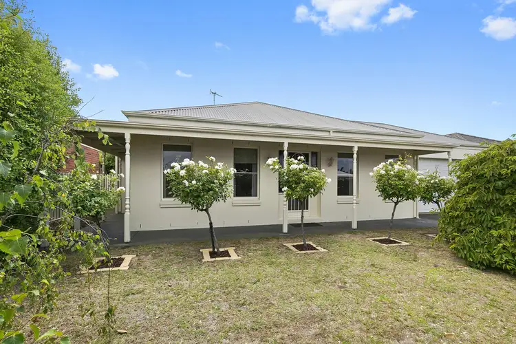 25 Norfolk Boulevard, Torquay VIC 3228