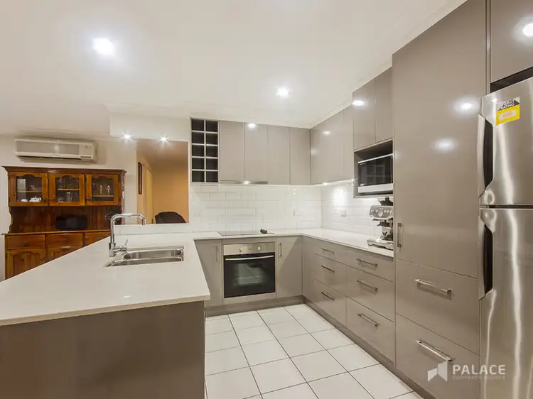 32 Sandhurst Place, Brassall QLD 4305