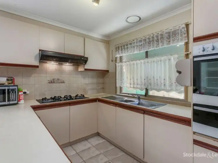 Main view of Homely unit listing, 2/2 Redgum Place, Narre Warren VIC 3805